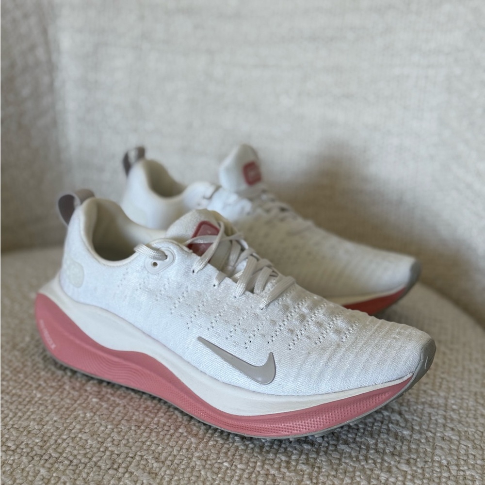 INFINITYRN 4 ROAD RUNNING SHOE